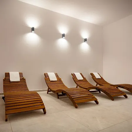 Edvard Aparthotel