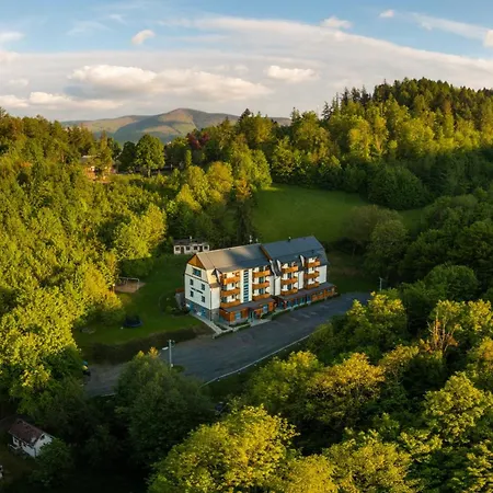 Aparthotel Edvard *
