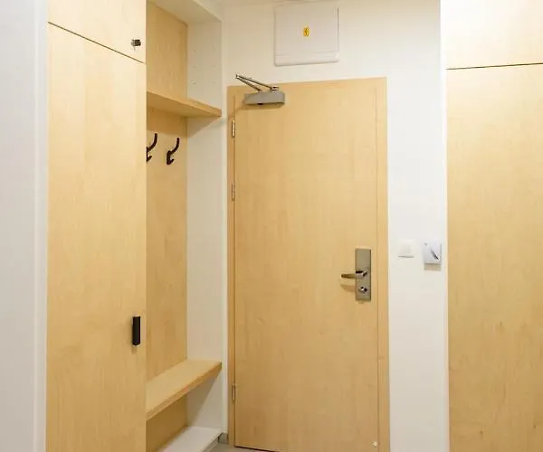Aparthotel Edvard 3*