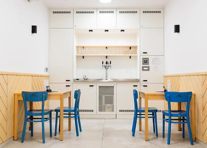Edvard Aparthotel